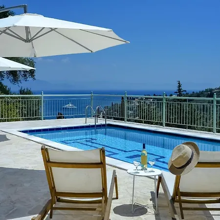 Willa Loggos View House Mastoratika