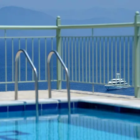 Villa Loggos View House *